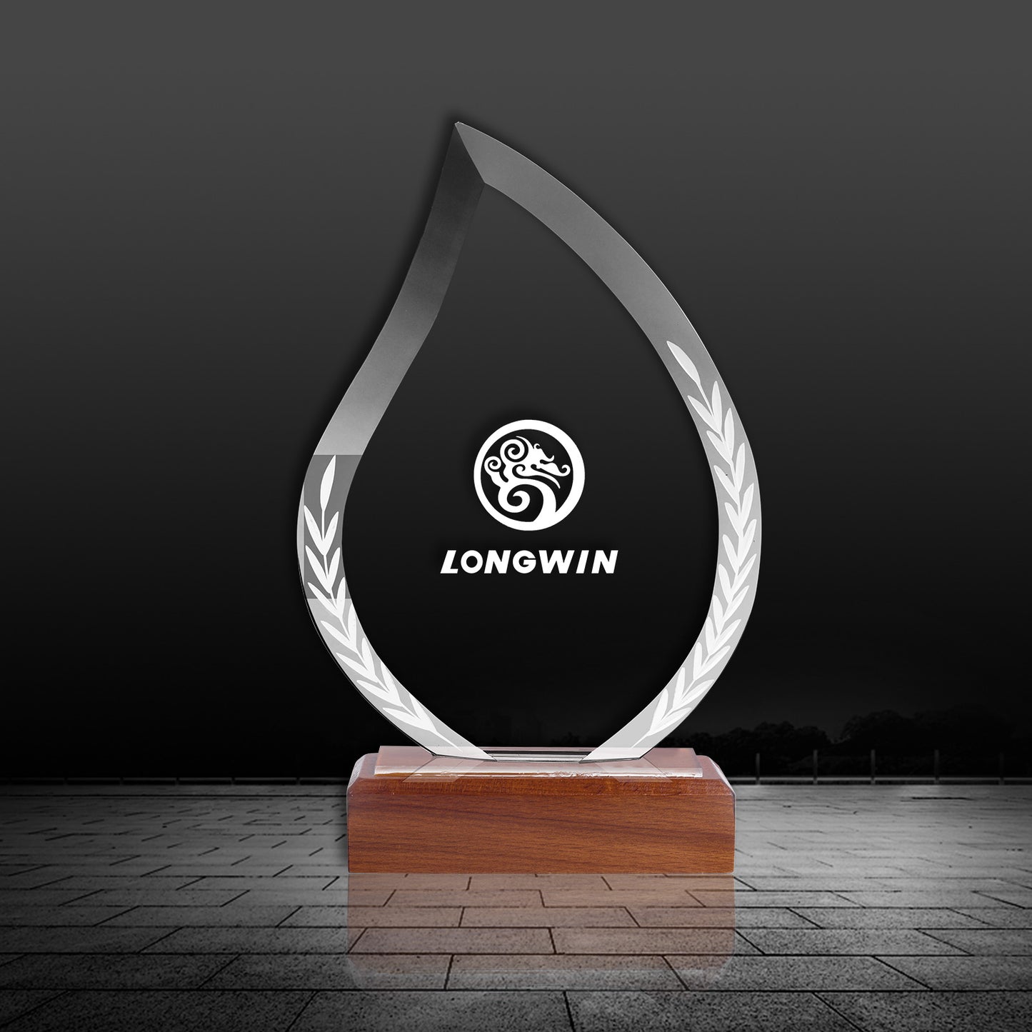 JNCT-194 Longwin Leaf-shaped Crystal Trophy with Wooden Base