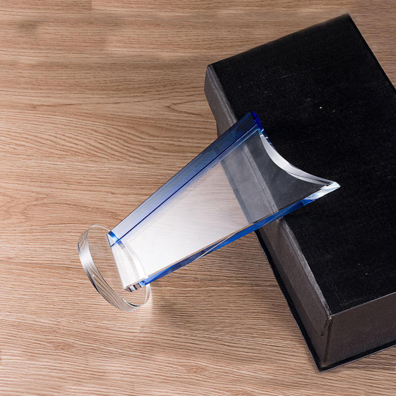 lSTA040010C-18 Longwin Crystal Trophy with Round Base