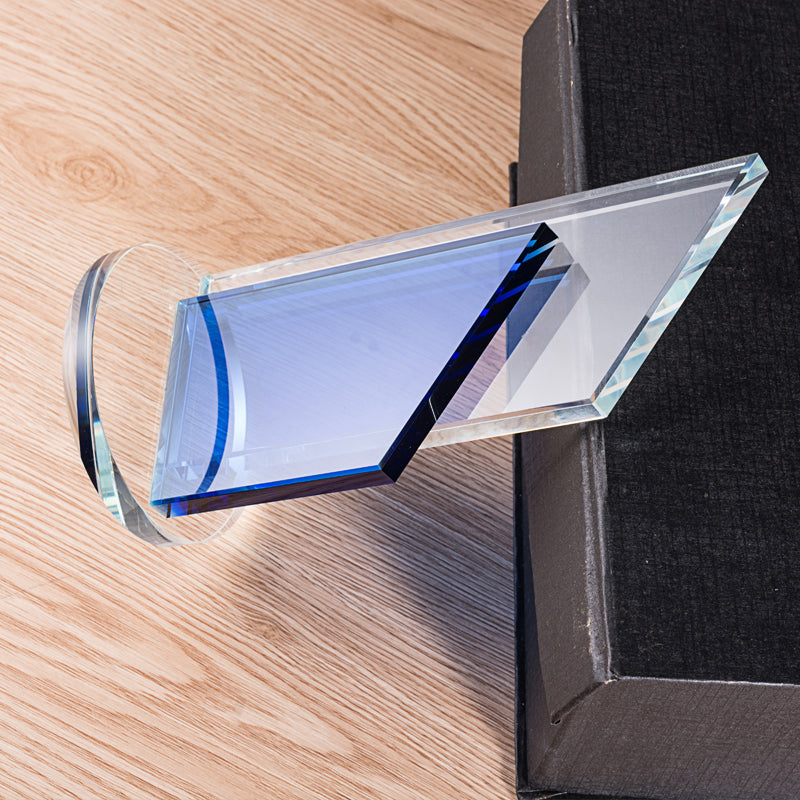 lSTA02004C-18 Longwin Crystal Award with Round Base