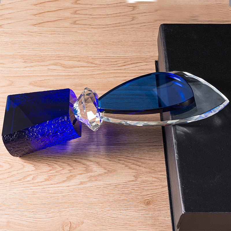 JNGA-298 Longwin Unique Crystal Trophy with Raised Pattern Base