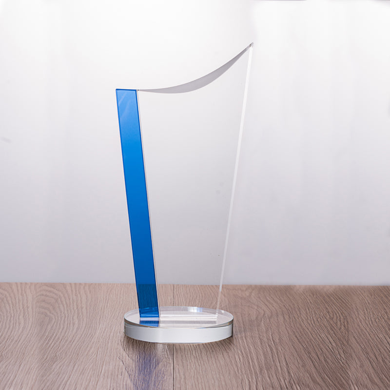 lSTA040010C-18 Longwin Crystal Trophy with Round Base