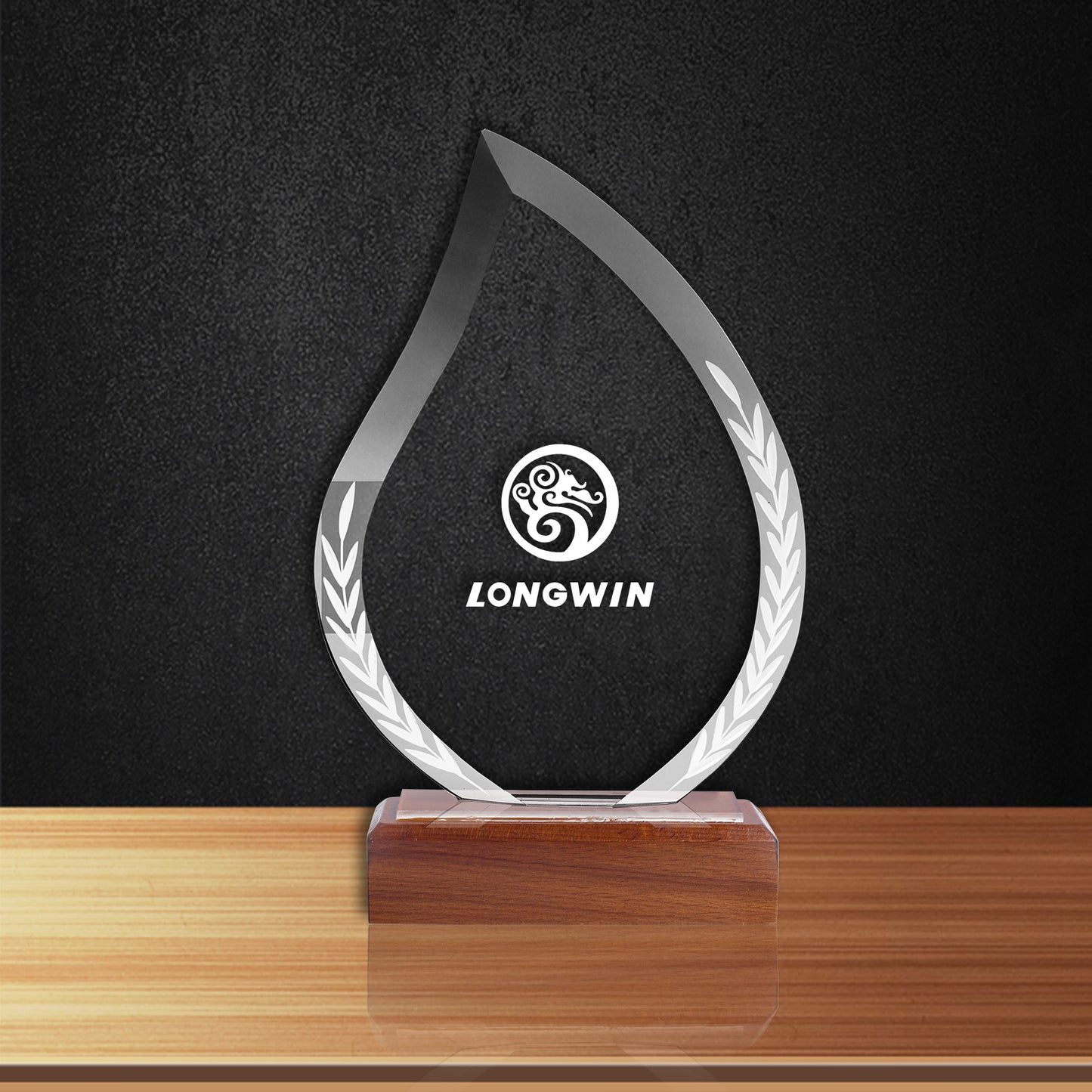 JNCT-194 Longwin Leaf-shaped Crystal Trophy with Wooden Base