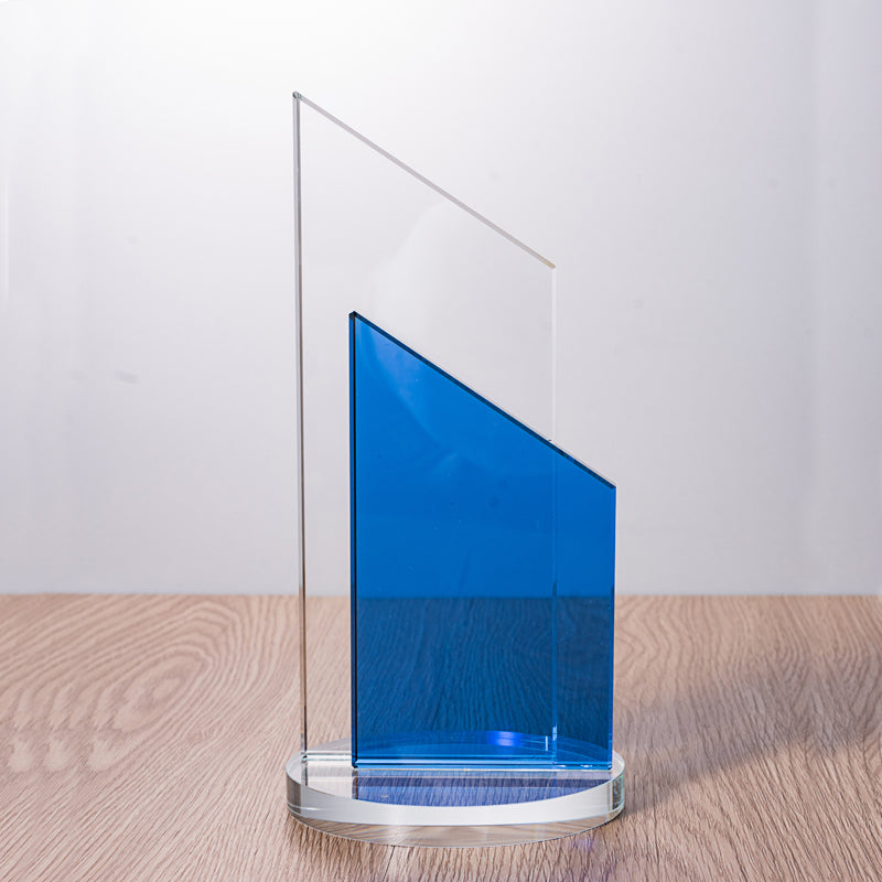 lSTA02004C-18 Longwin Crystal Award with Round Base