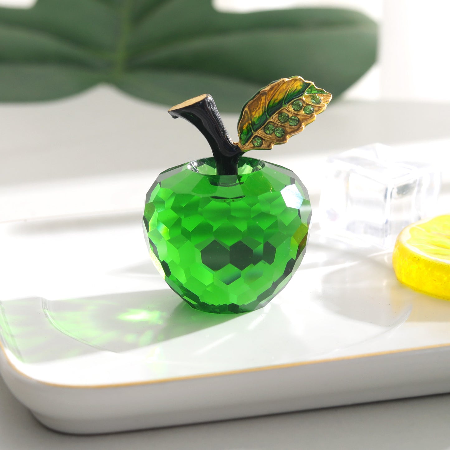 40mm Red Crystal Apple Figurine Paperweight