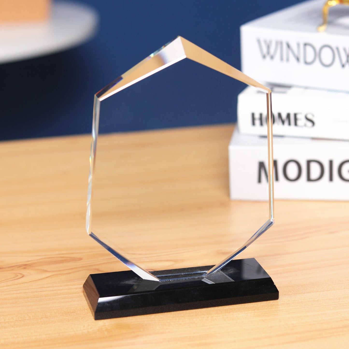 JNGA-306 Longwin Hexagon Crystal Trophy with Black Base